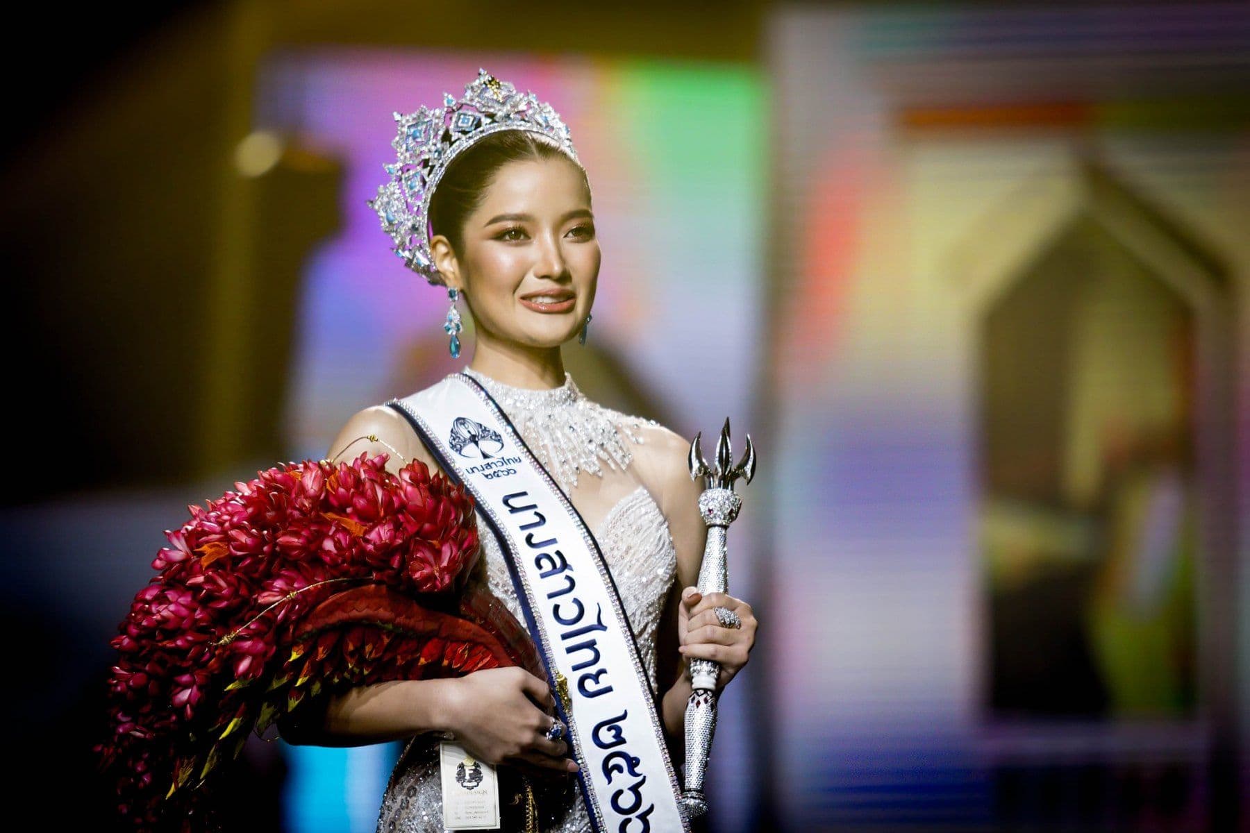 ภาพที่ 8 จากข่าว สมาคมนักเรียนเก่าวชิราวุธวิทยาลัย ในพระบรมราชูปถัมภ์ ร่วมกับบริษัท ทีพีเอ็นโกลบอล จำกัด ได้จัดงานประกวดนางสาวไทยปี ๒๕๖๖ การประกวดสำเร็จลุล่วงด้วยดี...