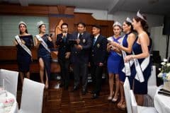 ภาพที่ 27 จากข่าว เมื่อวันที่ 26 มิถุนายน 2566 คณะกรรมการสมาคมนักเรียนเก่าวชิราวุธวิทยาลัยฯ นำโดย พล.ต.อ.จักรทิพย์ ชัยจินดา นายกสมาคมฯเป็นประธานในงานเลี้ยงรับประทานอาหารกลางวันเพื่อเลี้ยงต้อนรับและแสดงความยินดีแก่คณะนางสาวไทยประจำปี พ.ศ. 2566